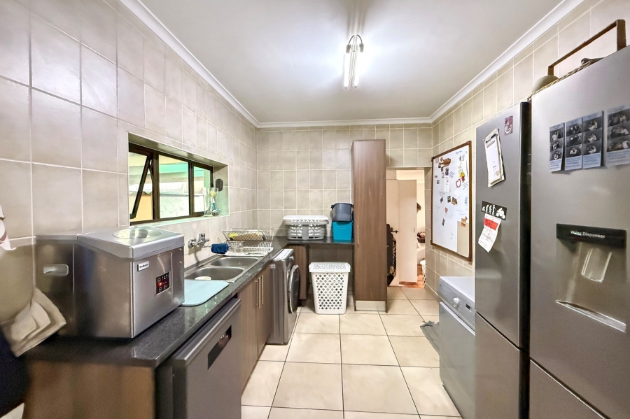 4 Bedroom Property for Sale in Bothasig Western Cape